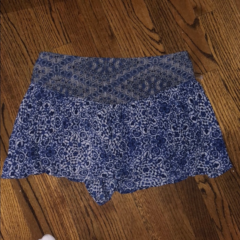 Bog collective flowy shorts with elastic waist